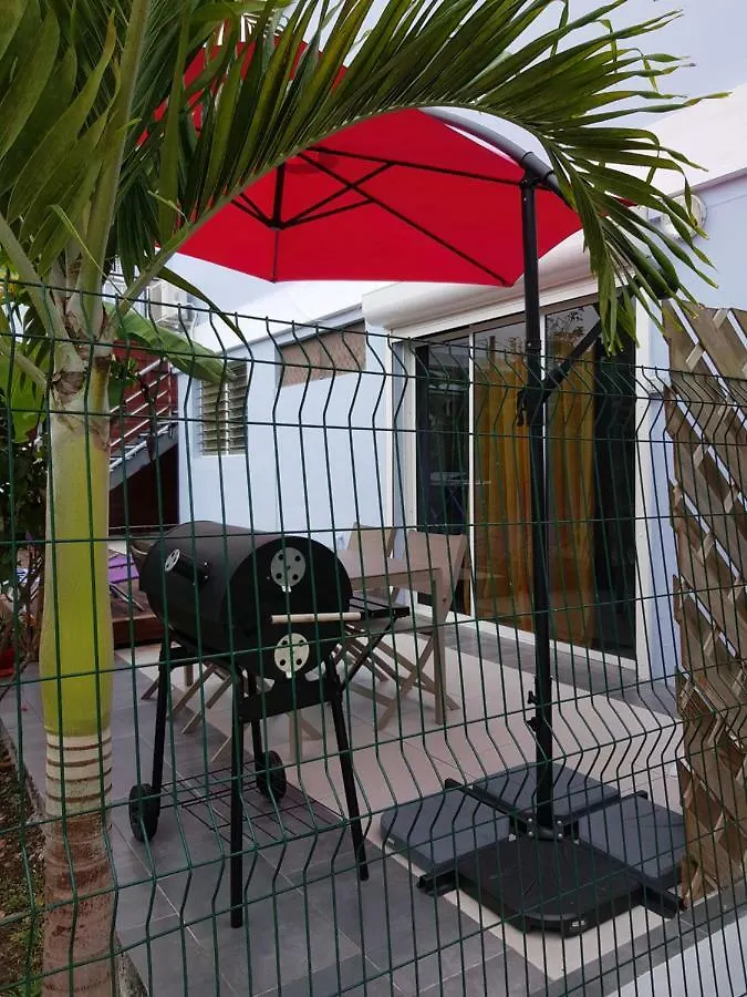Hébergement de vacances La Case Bonheur Sainte-Anne  Guadeloupe