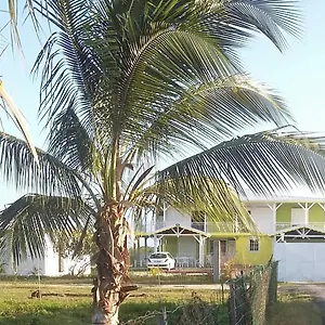 Hébergement de vacances Soleil De Surgy, Sainte-Anne (Grande-Terre)